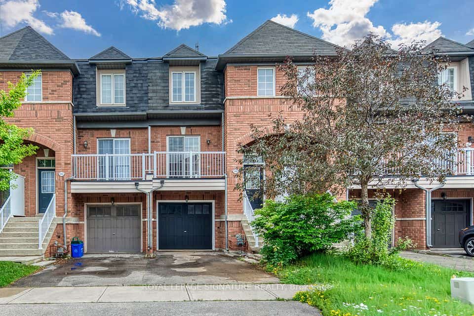 2418 Adamvale Crescent, Oakville, ON L6M 0E1