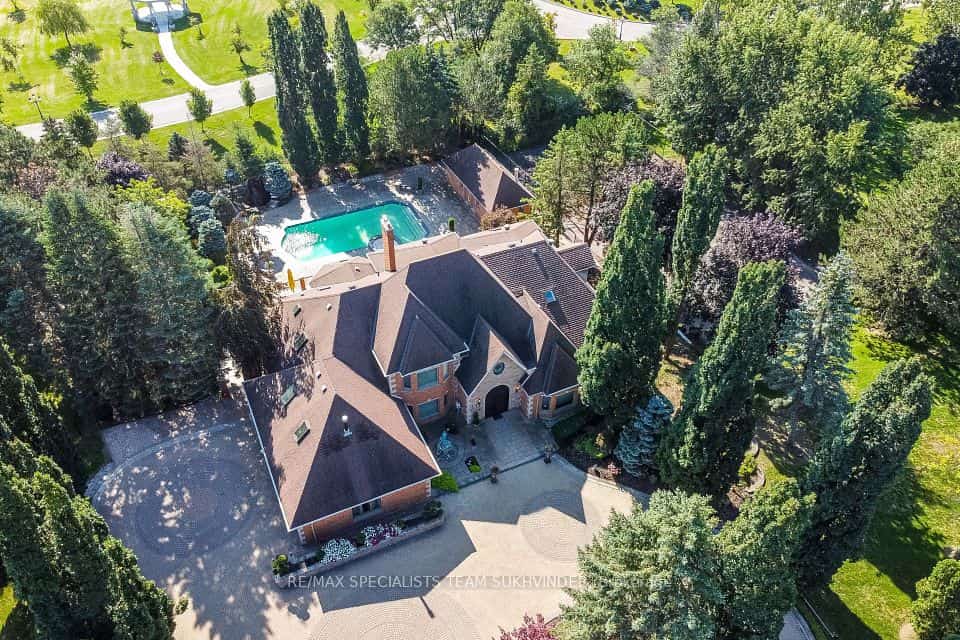 12 Edgeforest Drive, Brampton, ON L6P 0E1