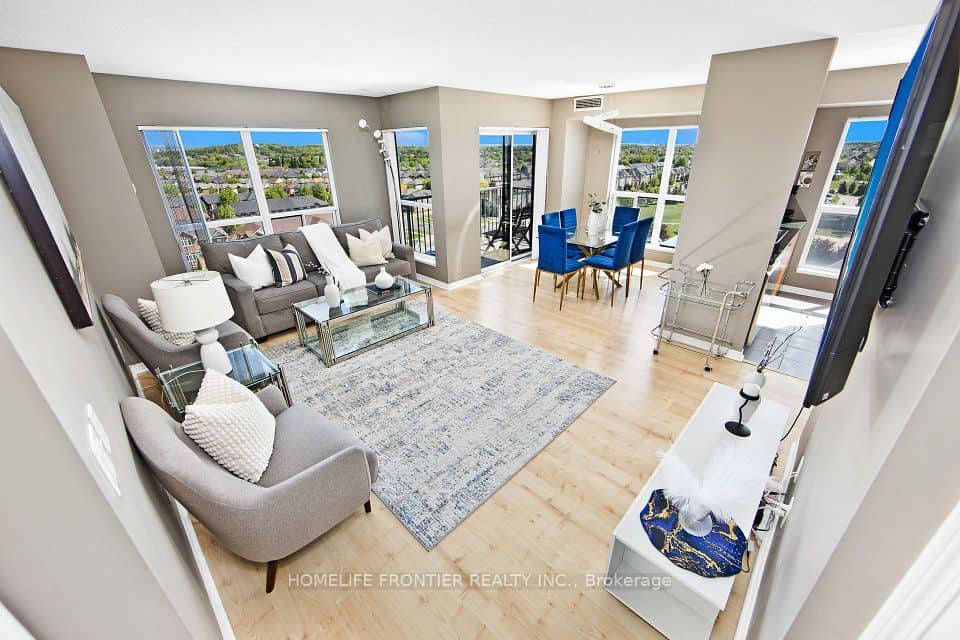 185 Oneida Crescent, Richmond Hill