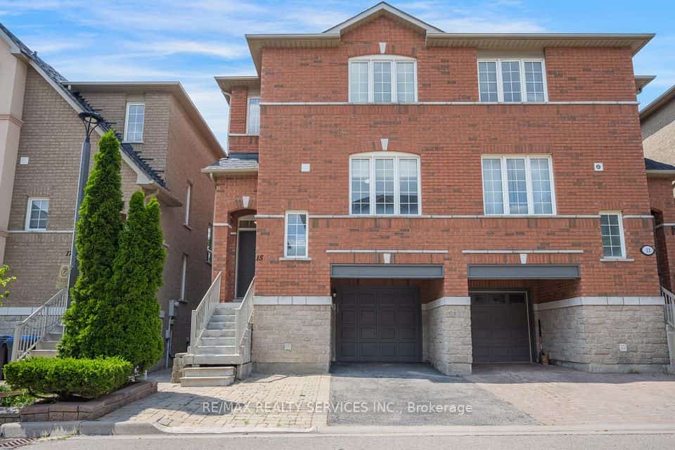 7155 Magistrate Terrace #15, Mississauga, ON L5W 1Y9