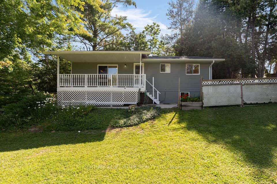 957 7th Line, Innisfil, ON L9S 4G2