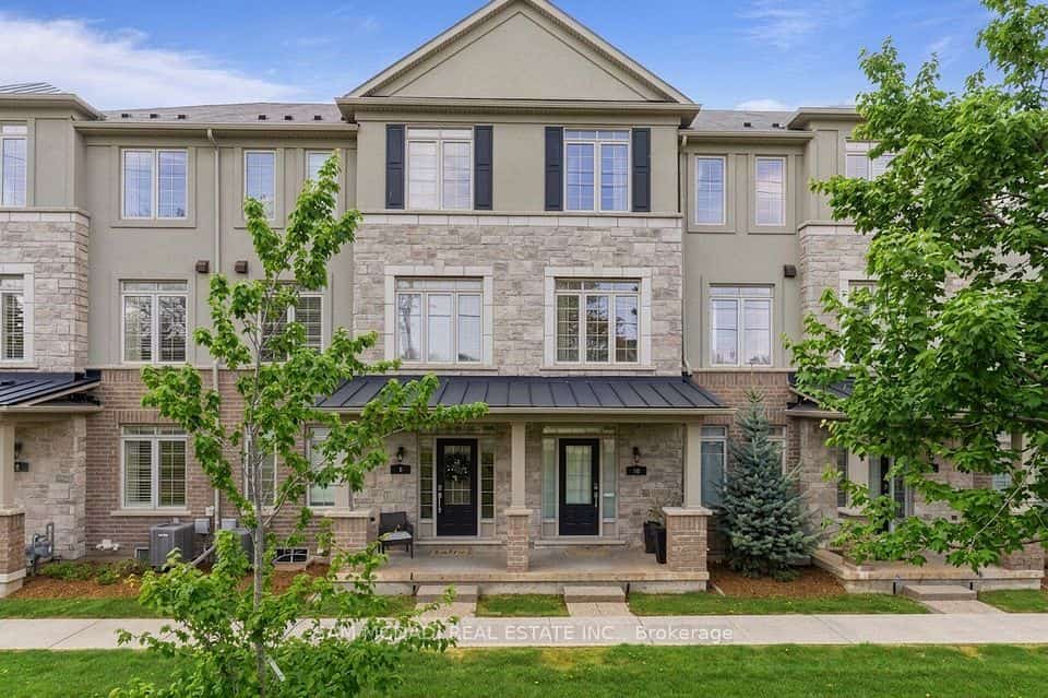 215 Dundas Street E #9, Hamilton, ON L8B 0X2
