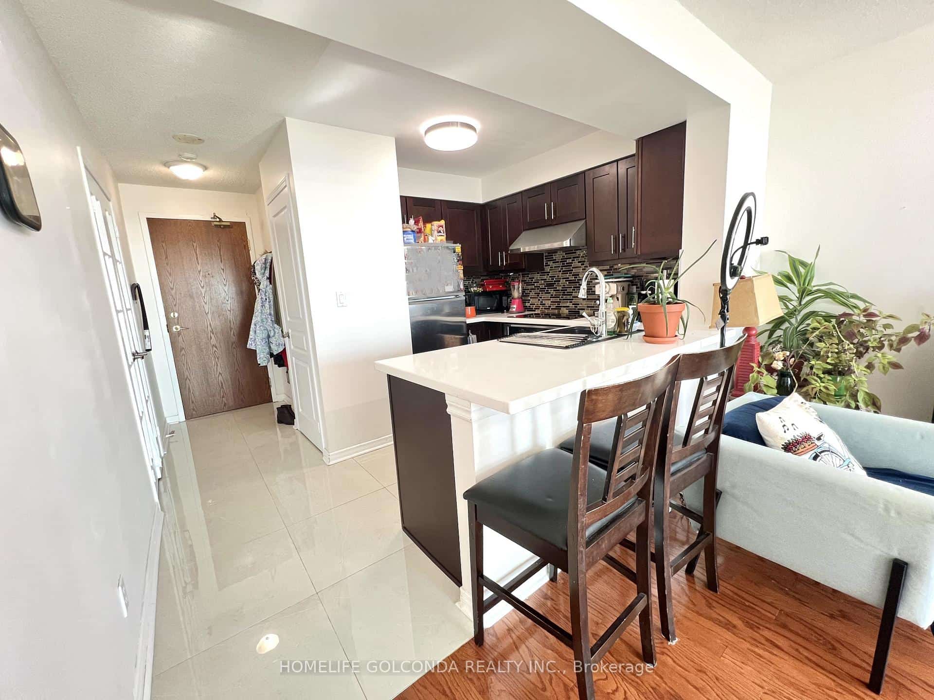 4879 Kimbermount Avenue #1602, Mississauga, ON L5M 7R8