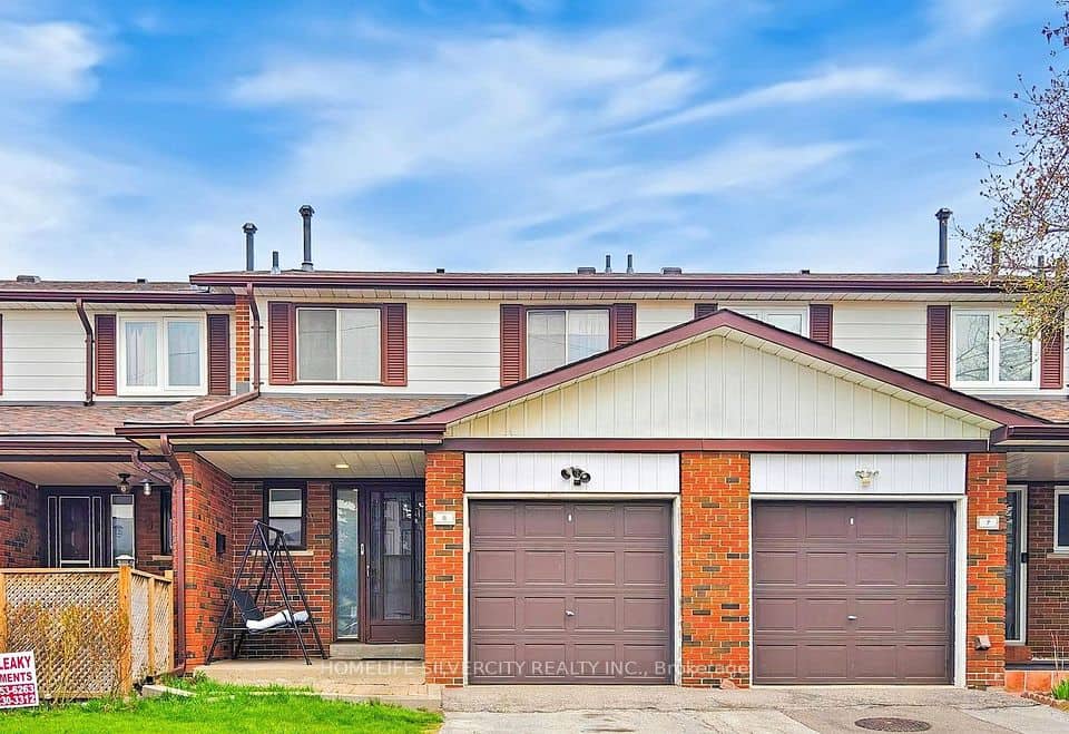 7033 Netherbrae Road, Mississauga