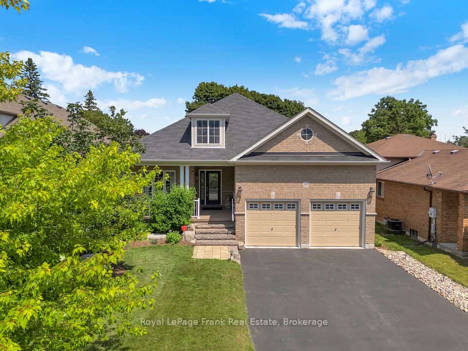 80 Foxhunt Trail, Clarington, ON L1E 1E3