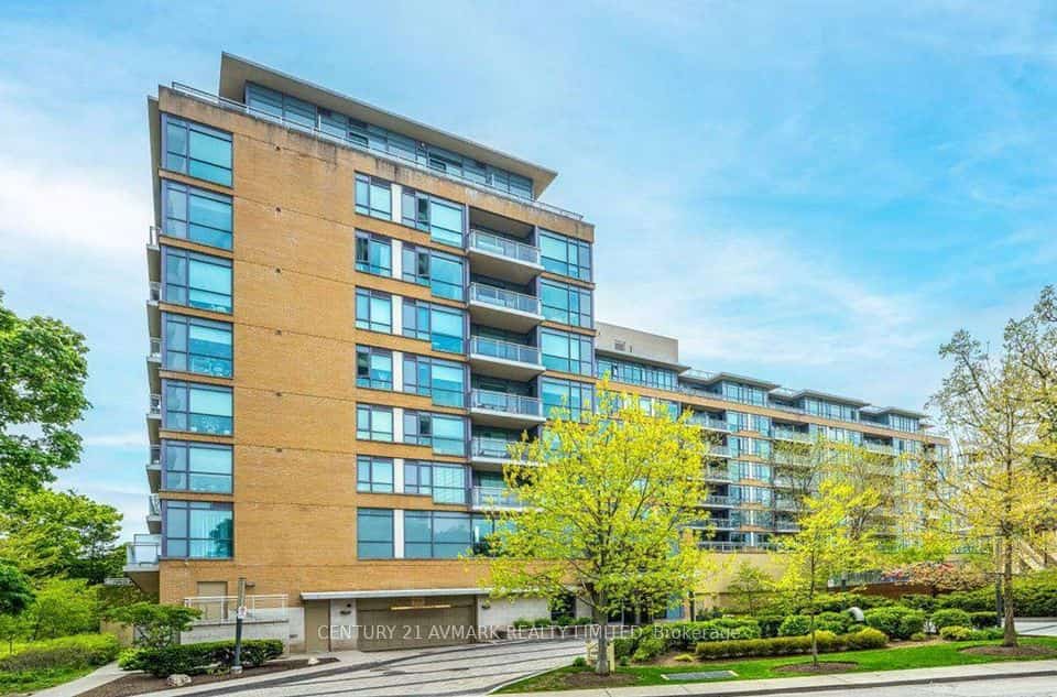 20 Gothic Avenue #724, Toronto, ON M6P 1T5