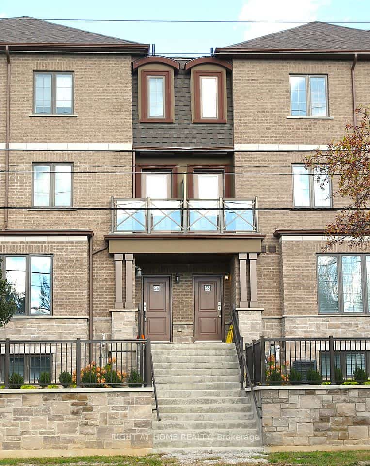 445 Ontario Street S #56, Milton, ON L9T 9K4