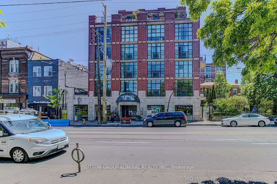901 Queen Street W #208, Toronto, ON M6J 3X4