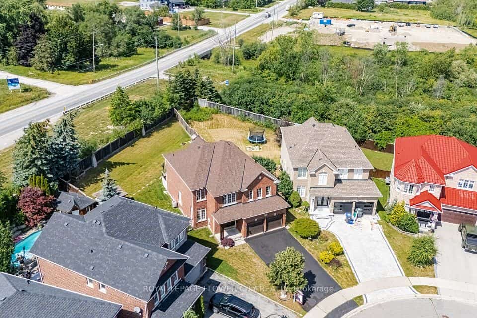 56 Laurentide Crescent, Brampton, ON L6P 1Y4
