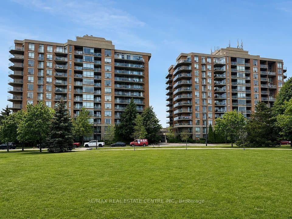 1140 Parkwest Place, Mississauga