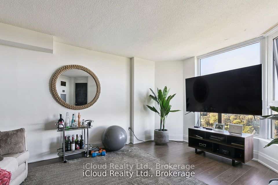 238 Albion Road #1108, Toronto, ON M9W 6A7