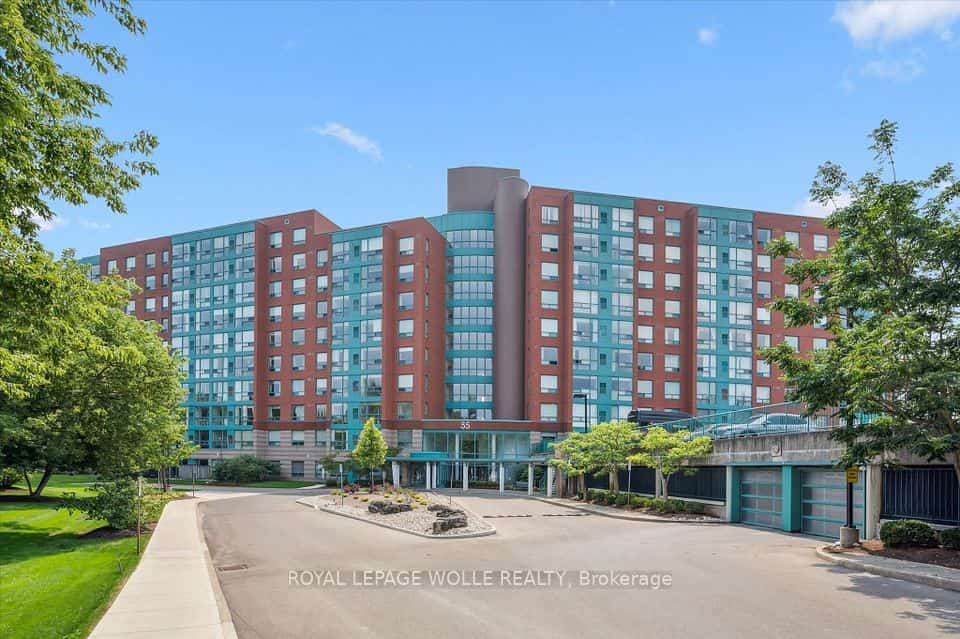 55 Blue Springs Drive, Waterloo, Waterloo