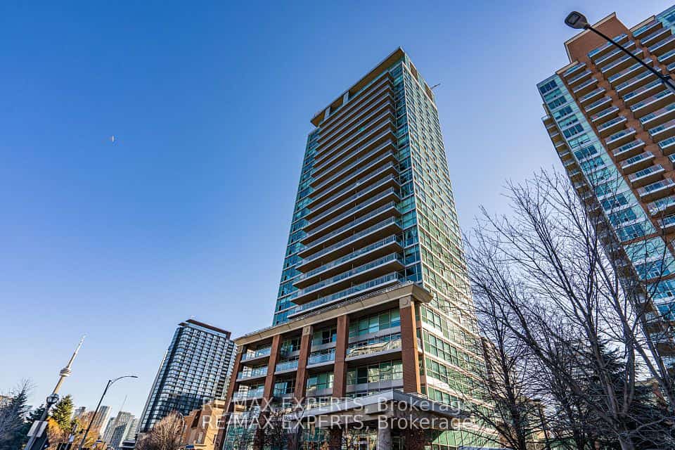 80 Western Battery Road #801, Toronto, ON M6K 3S1