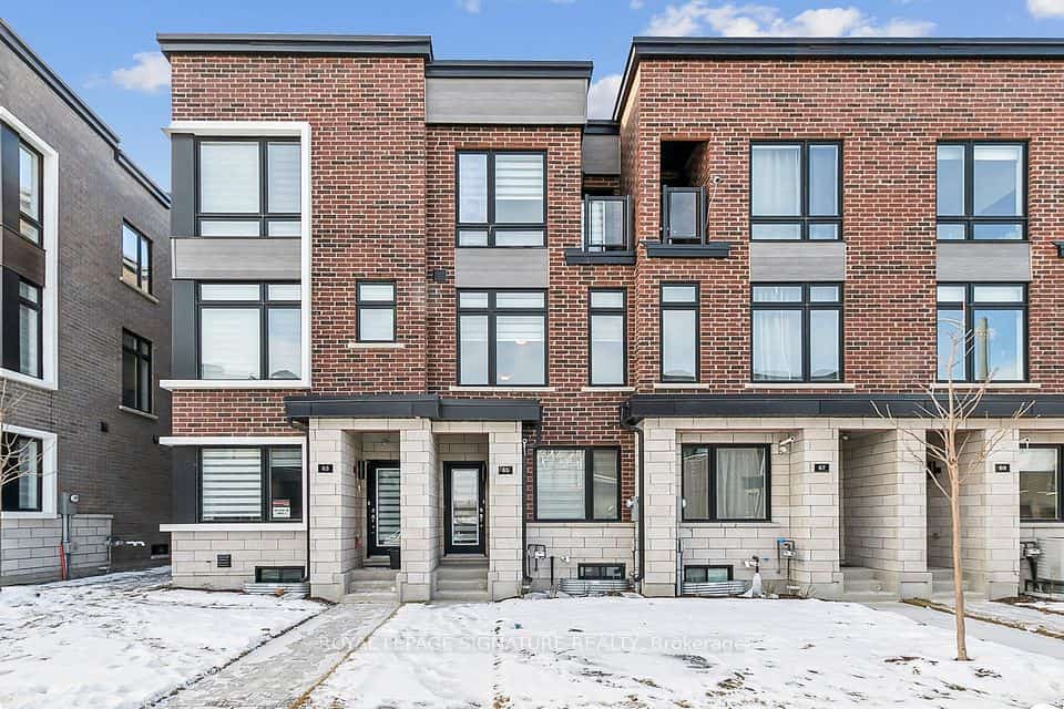 65 Akil Thomas Gardens, Toronto, ON M1P 3C1