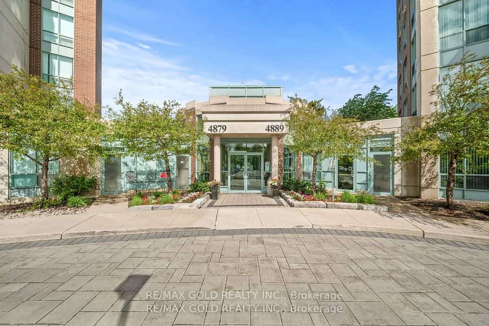 4889 Kimbermount Avenue #1502, Mississauga, ON L5M 7K8
