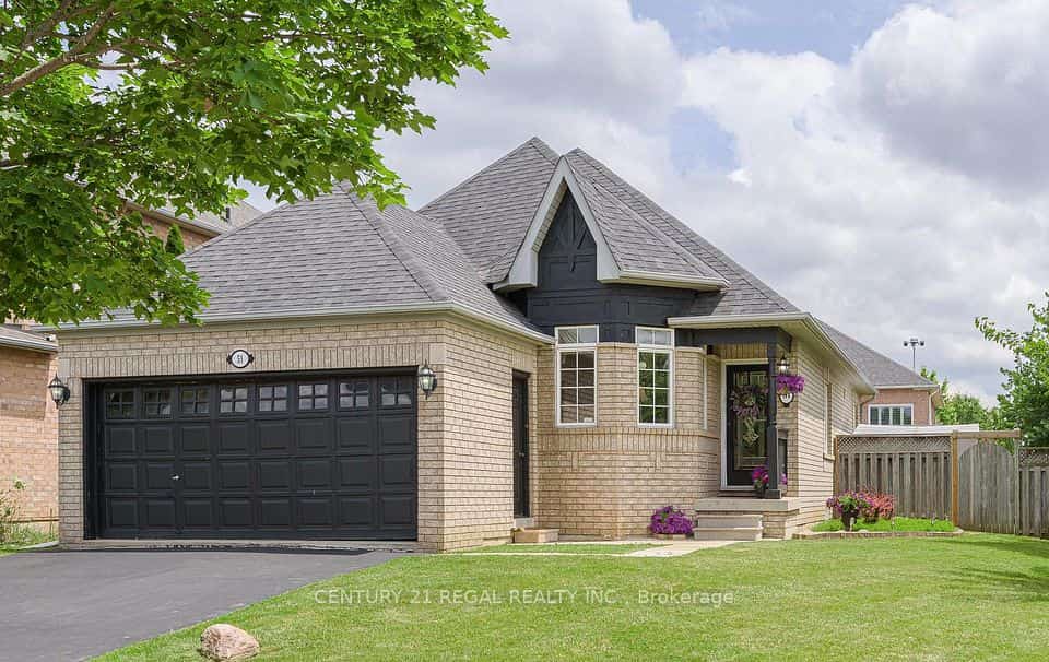 51 Royal Valley Drive, Caledon, ON L7C 1A9