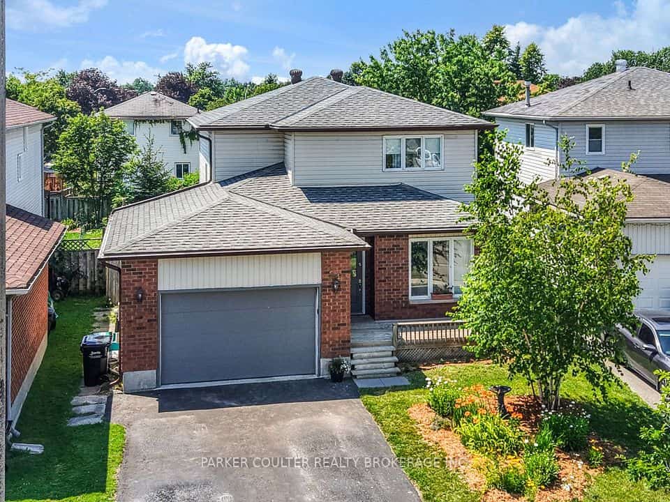 24 Hopkins Road, Barrie, ON L4M 5X6