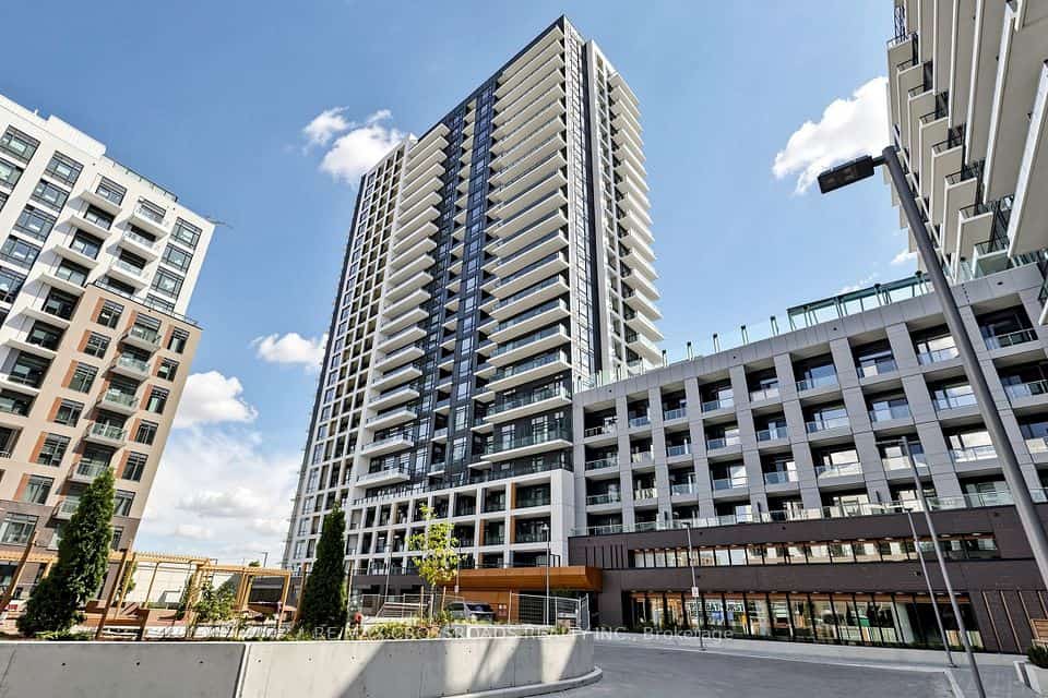 7950 Bathurst Street #902, Vaughan, ON L4J 0L4