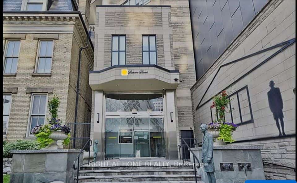71 Simcoe Street #705, Toronto, ON M5J 2S9