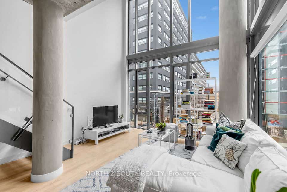 95 Bathurst Street #225, Toronto, ON M5V 0H7