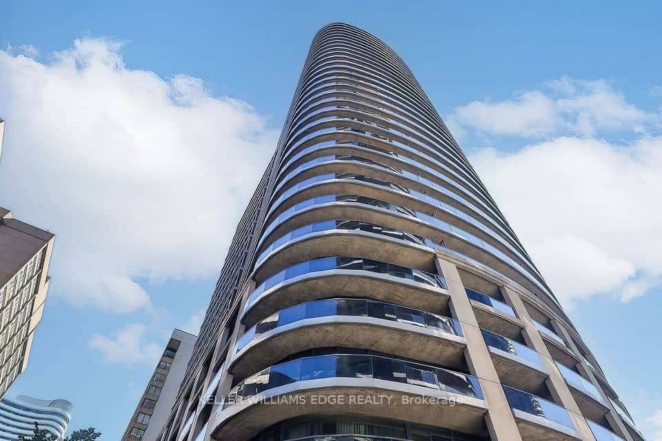 25 Carlton Street, Toronto