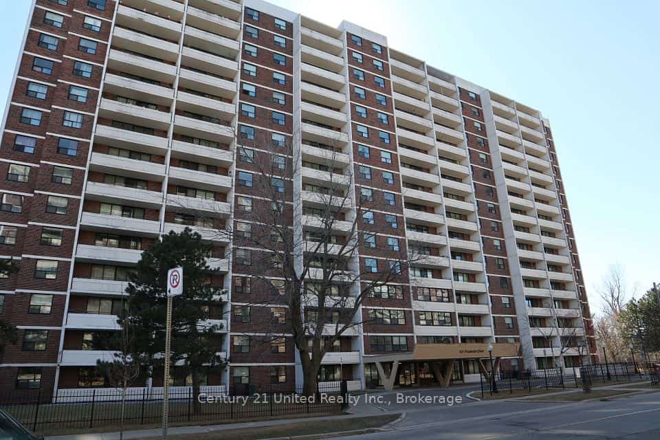 The Birches, Toronto