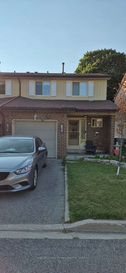 169 Baronwood Court #169, Brampton, ON L6V 3H8