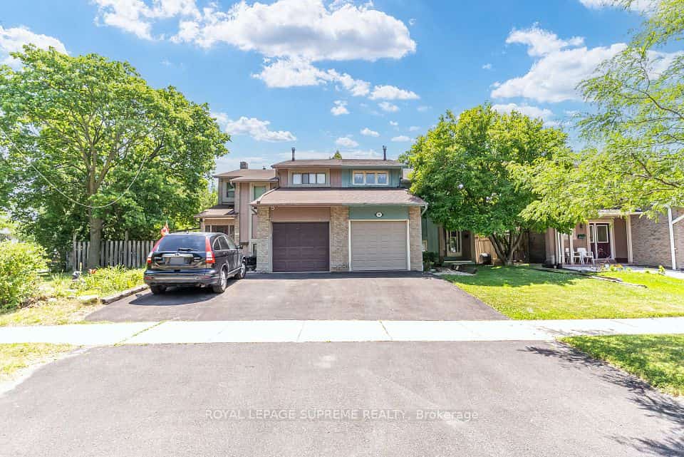 88 Salisbury Circle, Brampton, ON L6V 2Z5