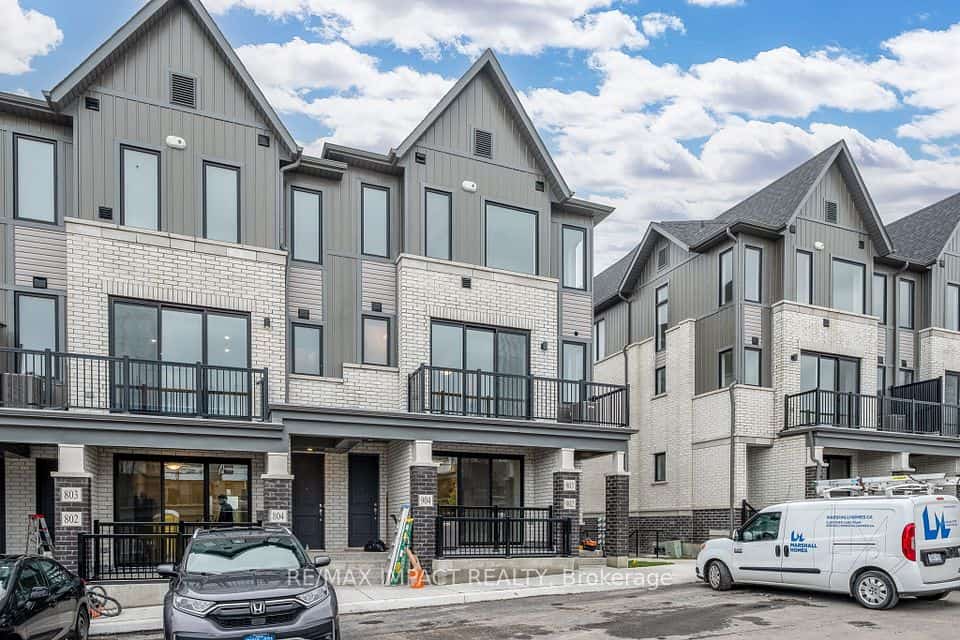 160 Densmore Road #902, Cobourg, ON K9A 0X8