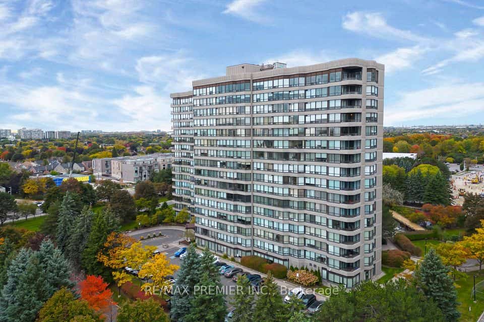 7440 Bathurst Street #1614, Vaughan, ON L4J 7K8