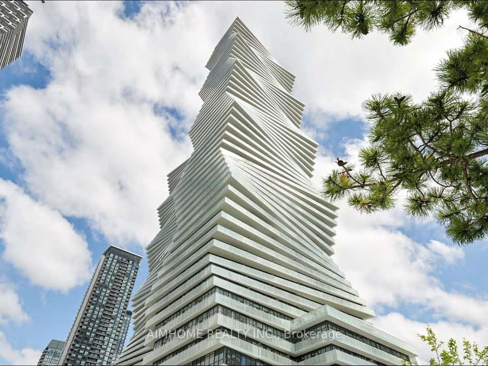 3883 Quartz Road #5604, Mississauga, ON L5B 0M4