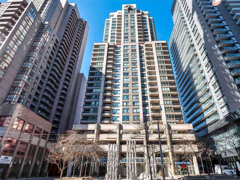 750 Bay Street #2306, Toronto, ON M5G 1N6