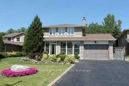 1036 Sawgrass Crescent, Mississauga, ON L5C 3Y3