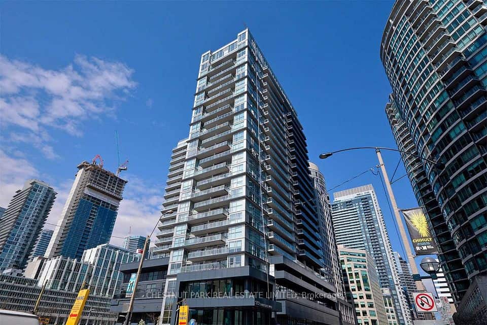 352 Front Street E, Toronto