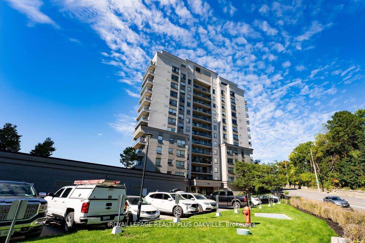 170 Water Street N #1207, Cambridge, ON N1R 3B6