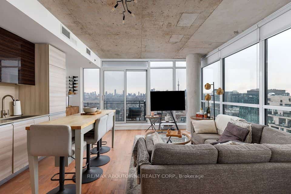20 Minowan Miikan Lane #1804, Toronto, ON M6J 0E5