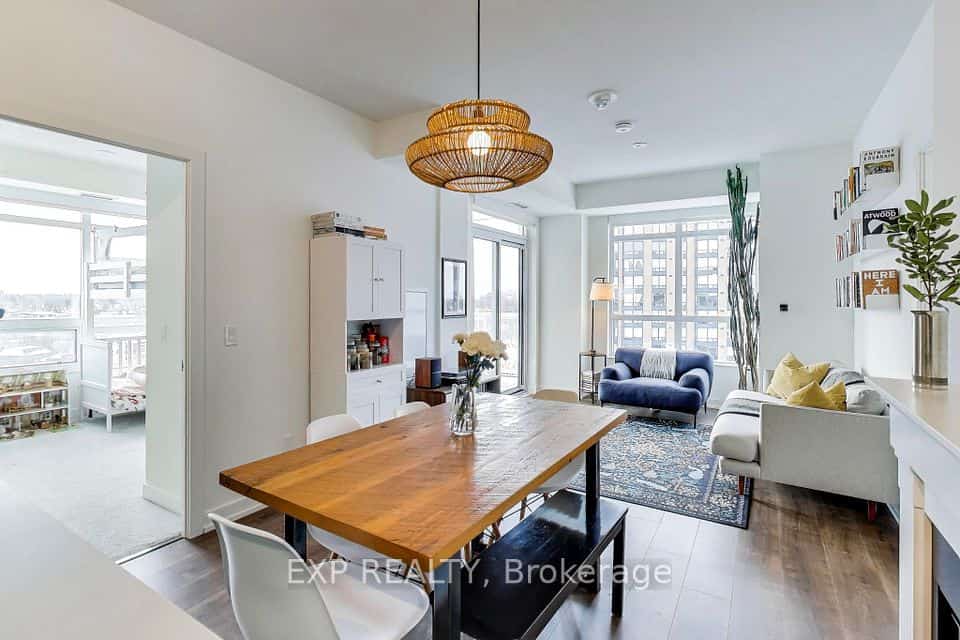 10 Wilby Crescent #1106, Toronto, ON M9N 0B6