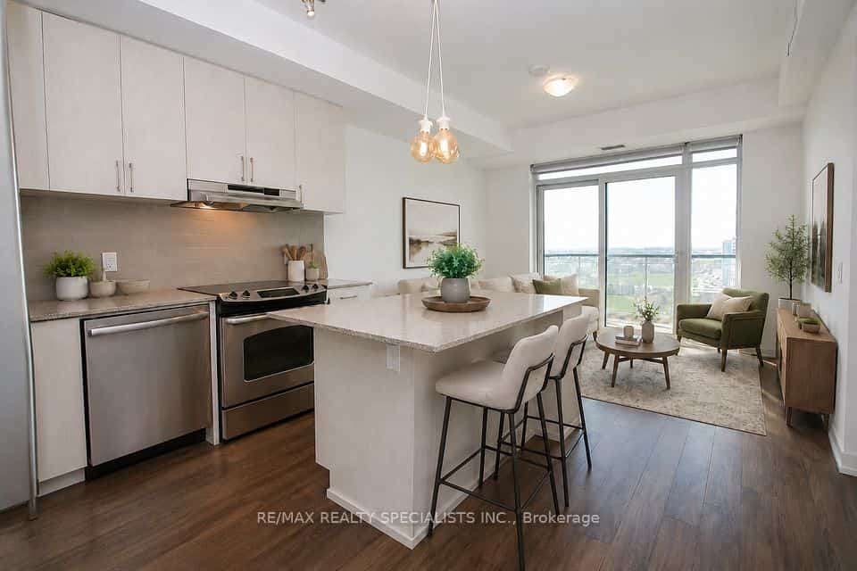 2560 Eglinton Avenue W #1509, Mississauga, ON L5M 0Y3
