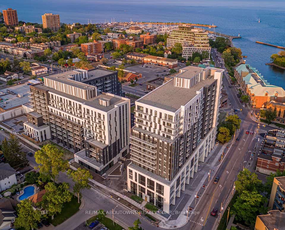 133 BRONTE Road #B0903, Oakville, ON L6L 3C1