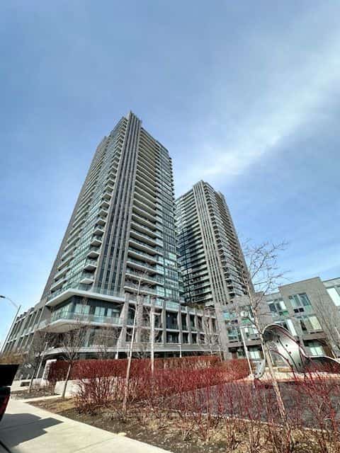 6 Sonic Way #N3002, Toronto, ON M3C 0P1