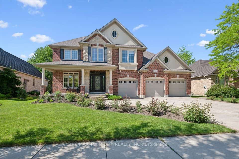 74 Pennsylvania Crescent, Kitchener, ON N2P 2S6