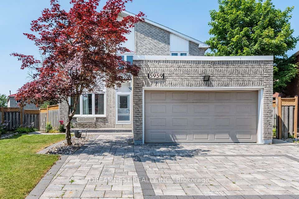 5959 Ladyburn Crescent, Mississauga, ON L5M 4V7