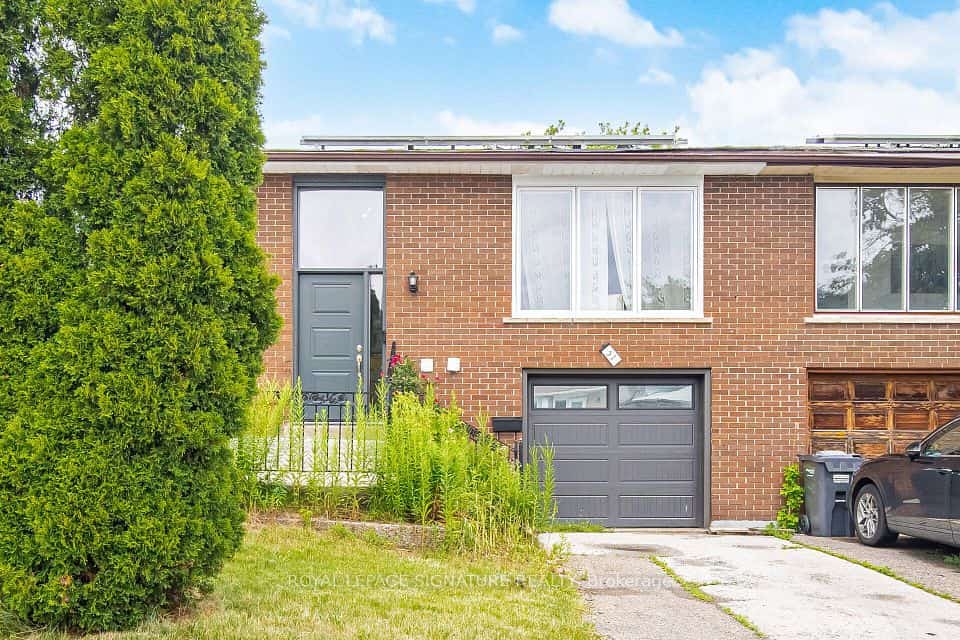 51 Wilton Drive, Brampton, ON L6W 2Z9