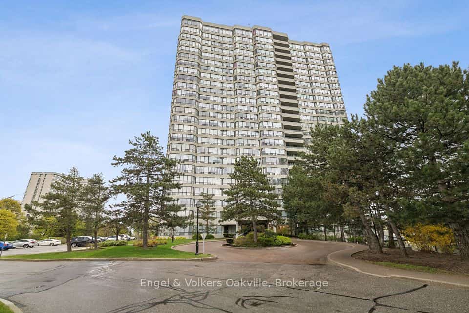 22 Hanover Road, Brampton
