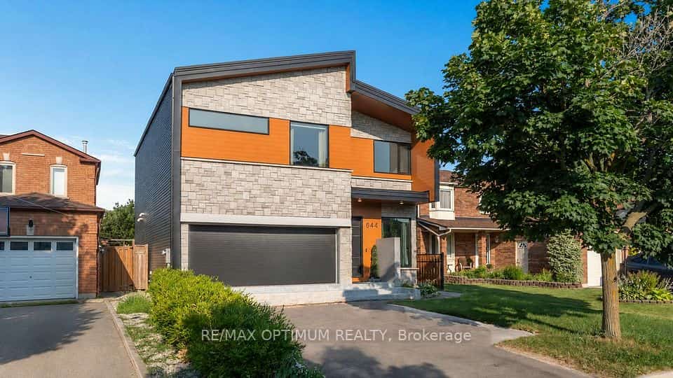 644 Roselaire Trail, Mississauga, ON L5R 3C5