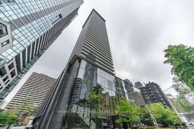 33 Charles Street E #606, Toronto, ON M4Y 1R9