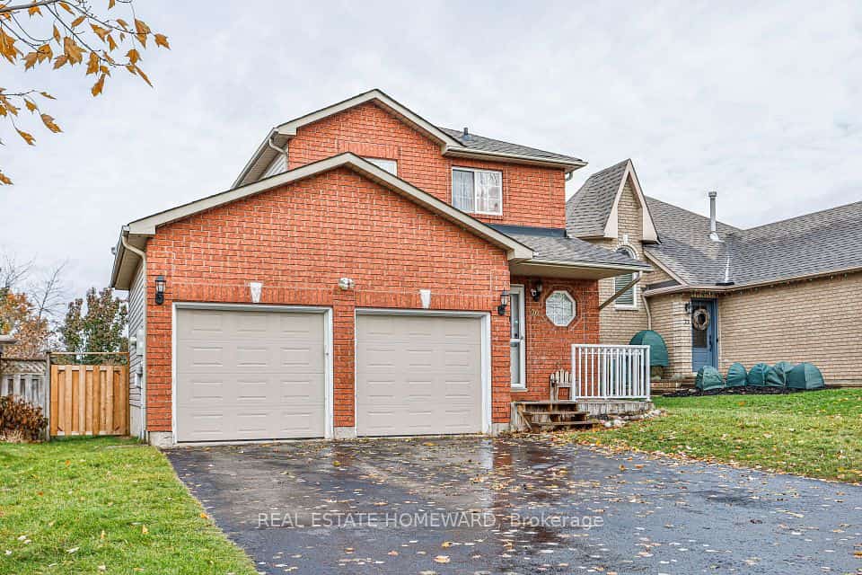 20 MASTERS Drive, Barrie, ON L4M 6W4
