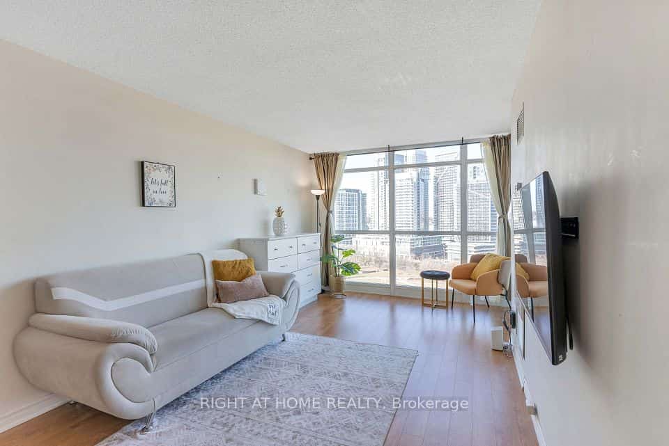 231 Fort York Boulevard #1807, Toronto, ON M5V 1B2