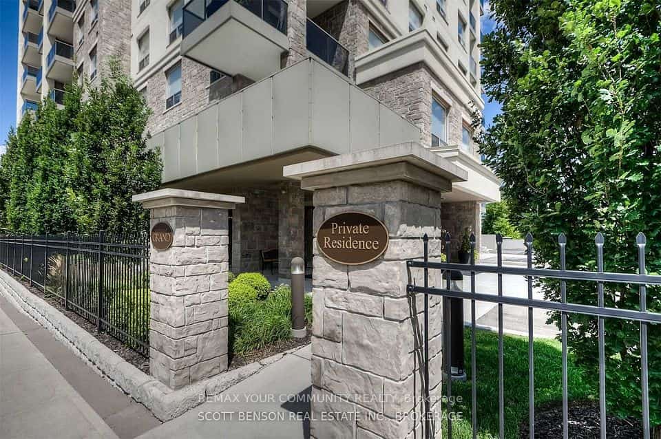 223 Erb Street W #106, Waterloo, ON N2L 0B3