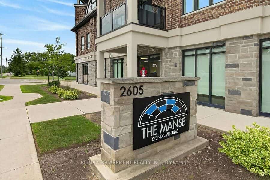 2605 Binbrook Road #208, Hamilton, ON L0R 1C0